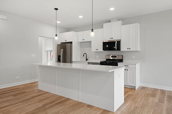 Building Photo - 17872 Argos Ct