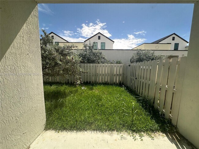 Building Photo - 23935 SW 110th Ct