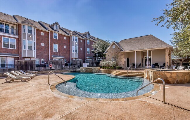 Building Photo - 305 Holleman Dr E