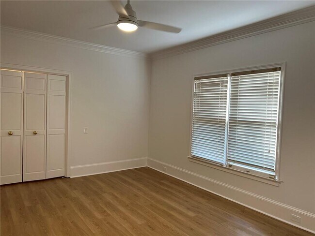 Building Photo - 4608 Chattahoochee Crossing SE