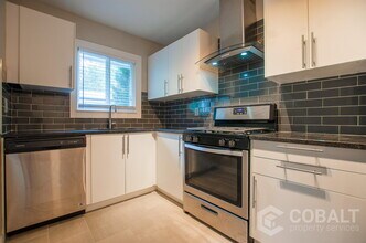 Building Photo - 773 Greenwood Ave NE