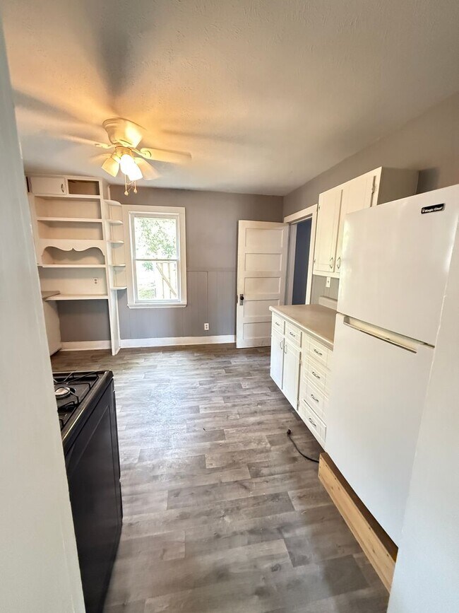 Building Photo - 1 bedroom/1 bathroom