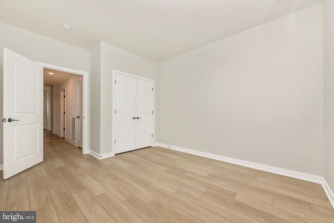 Building Photo - 714 Iron Frg Rd