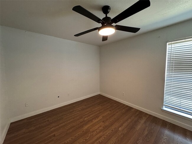 Building Photo - 2700 Clemson Cir