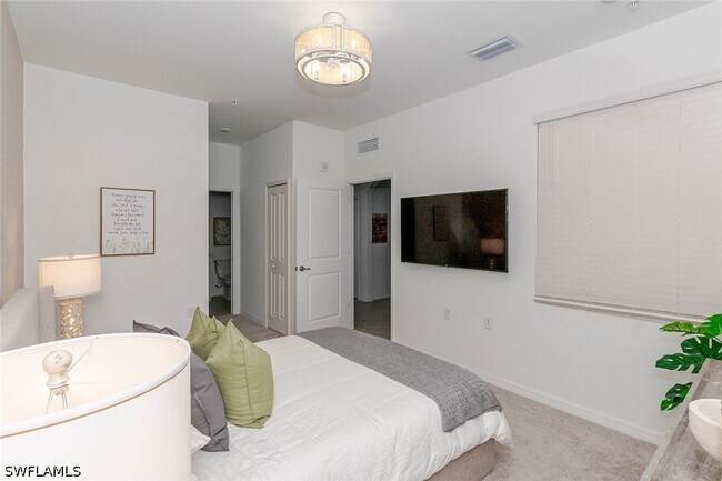 Building Photo - 5527 Double Eagle Cir