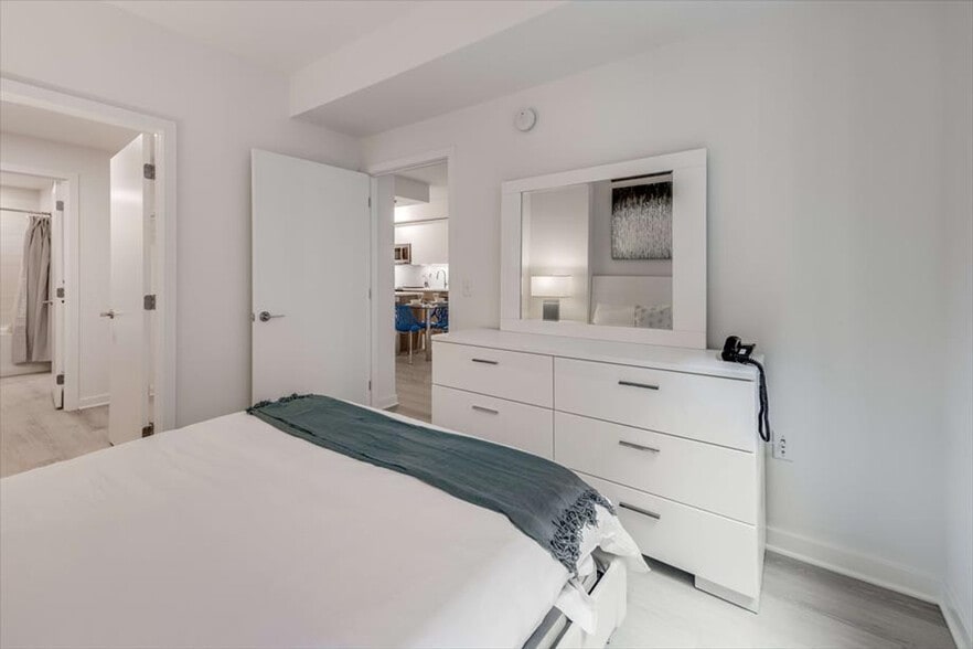 Building Photo - 1051 First Street Northeast-SI ID1040228P