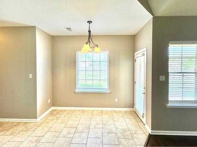 Building Photo - Now Leasing A 4 Bedroom 2 Bath Home In Horn Lake