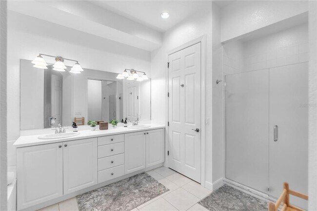 Building Photo - 5405 46th Ct W