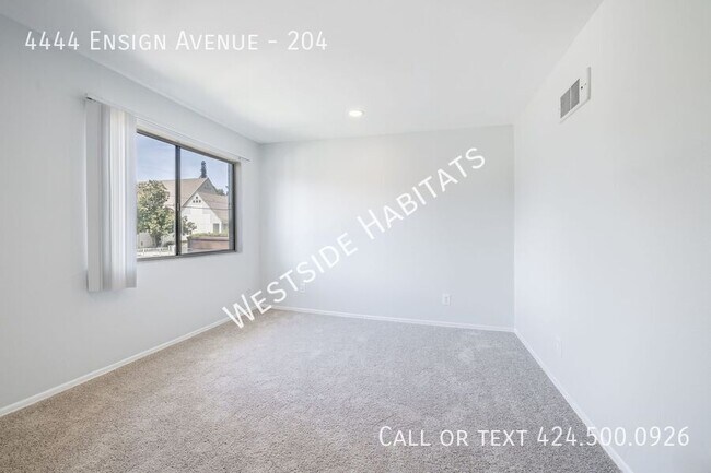 Building Photo - 4444 Ensign Ave