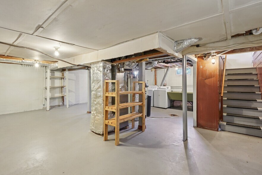 Building Photo - 1118 Lorraine Dr