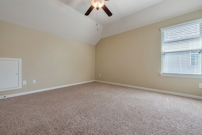 Building Photo - 28022 Bandera Glen Ln