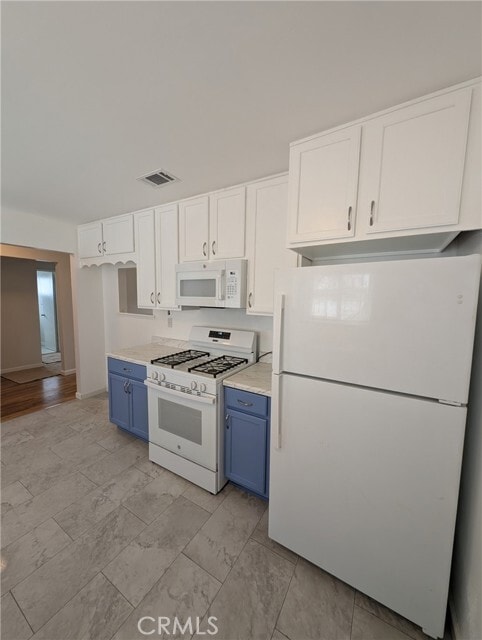 Building Photo - 877 Pearl Dr