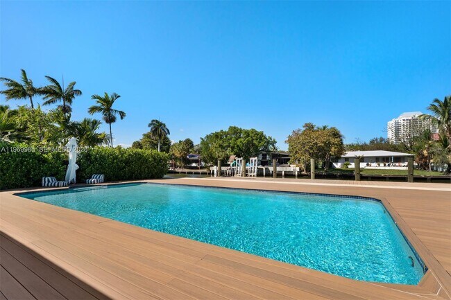 Building Photo - 1025 Belle Meade Island Dr