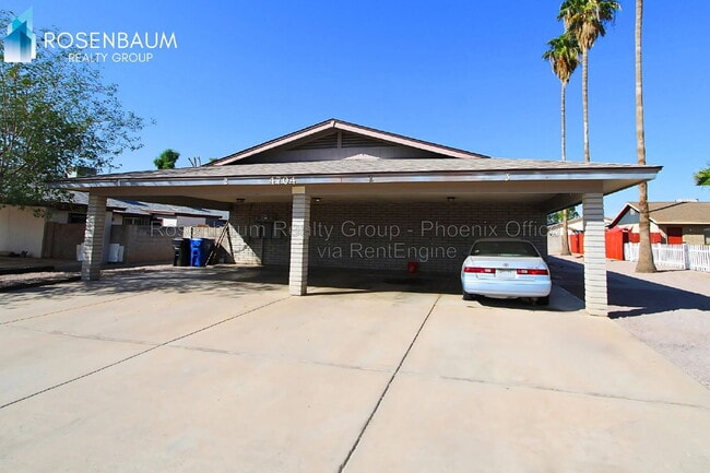 Building Photo - 4704 E Caballero St