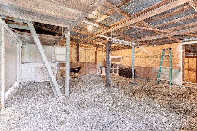 Building Photo - 606 Yorktown Rd