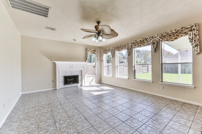 Building Photo - 8811 Earnestwood Dr