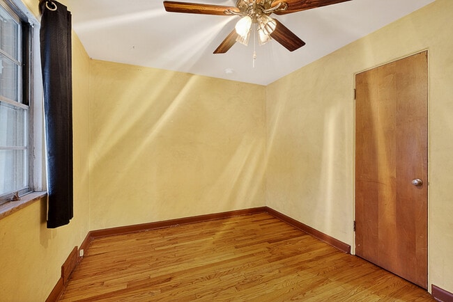 Building Photo - 1721 Woodruff Place Cross Dr