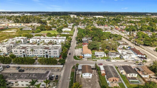 Building Photo - 3291 NW 132nd Terrace