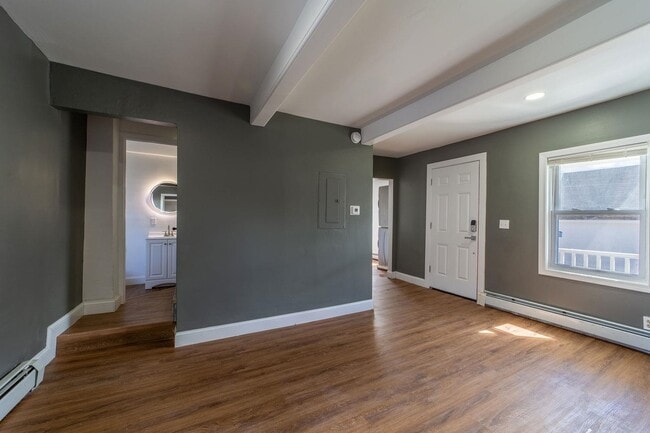 Building Photo - 14 Winter St