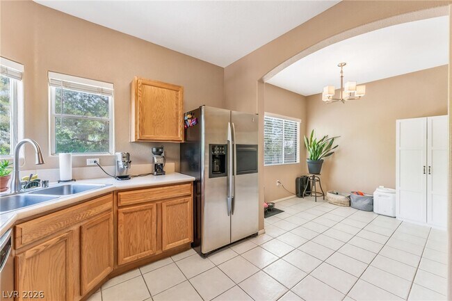 Building Photo - 2000 Quartz Cliff St