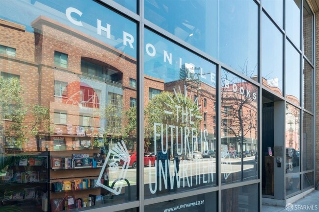 Building Photo - 200 Brannan St