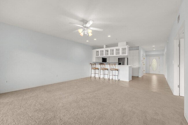 Building Photo - 407 Westlake Ct