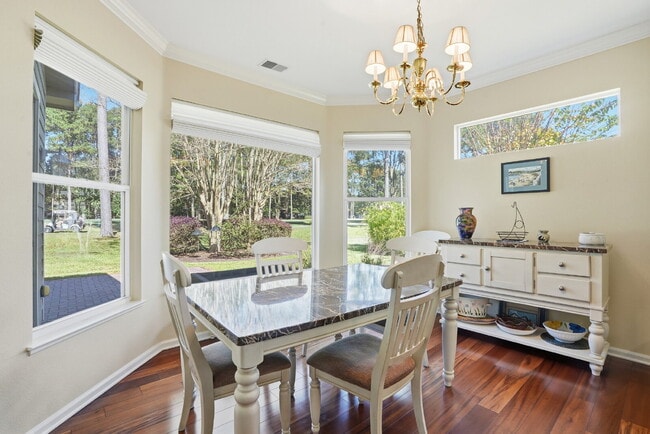 Building Photo - 34 Coburn Dr E