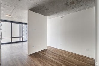 Building Photo - 59 E 14th St