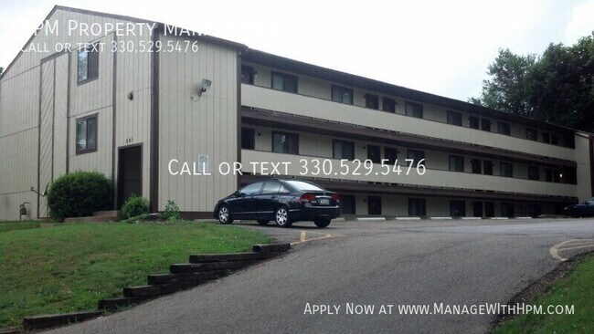 Building Photo - 591 E Buchtel Ave