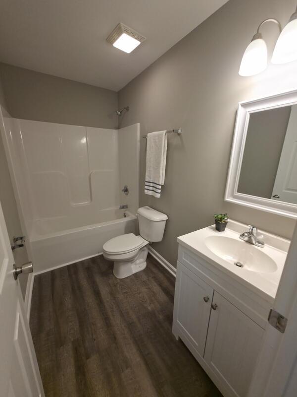 Building Photo - 480 Candlestick Dr
