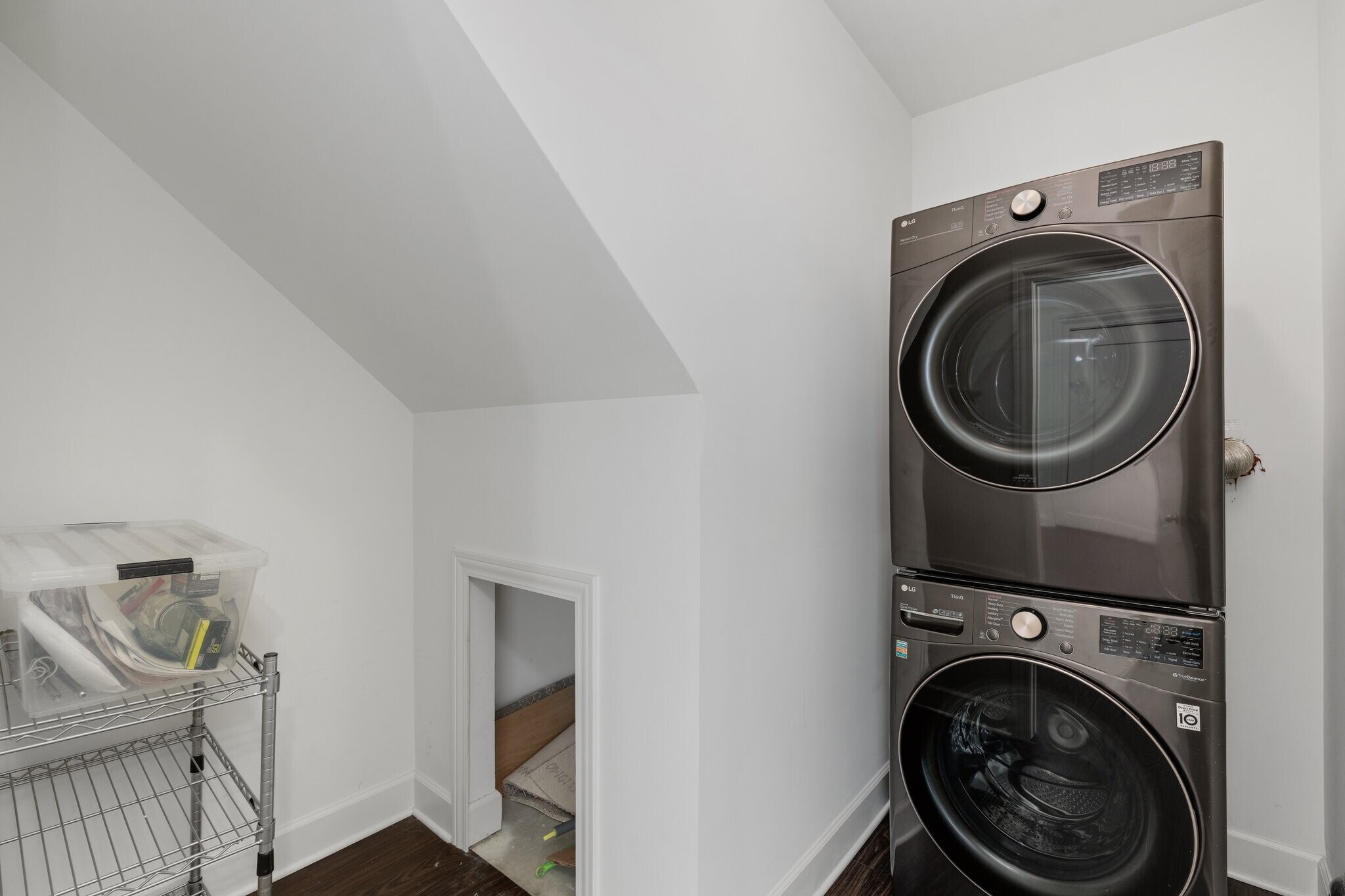 Building Photo - 1250 Diamond Ct