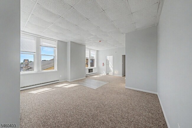 Building Photo - 110 Cornelia St
