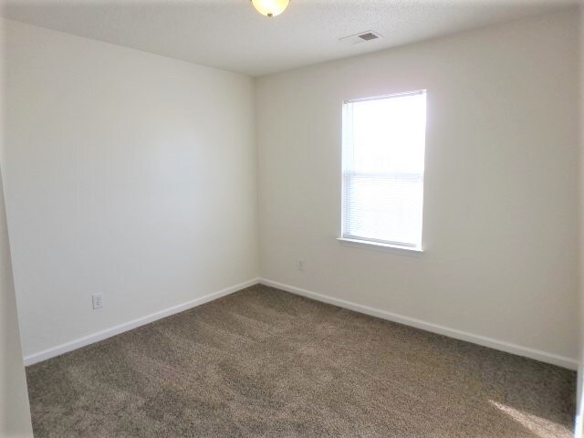 Building Photo - 1168 Amber Pines Dr