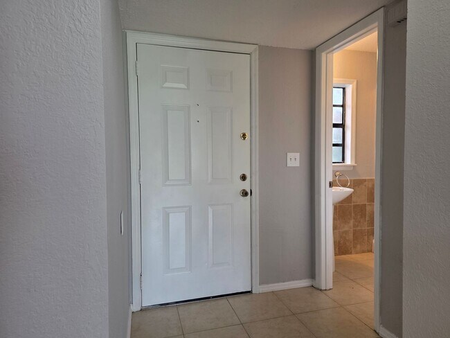 Building Photo - 3/3 Townhome at Montgomery Club in Altamonte Springs