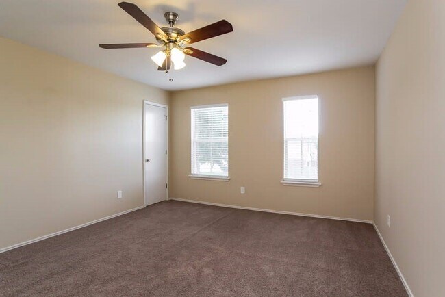 Building Photo - 7134 Cheshire Park Rd