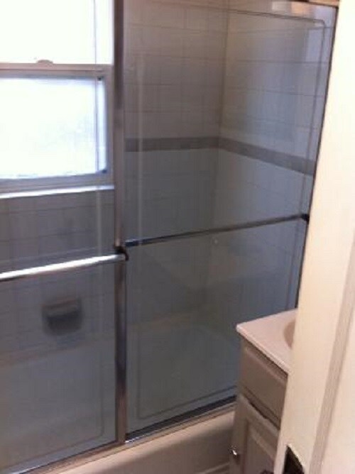 Building Photo - 1112 900 E