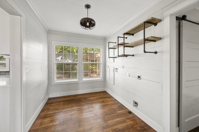 Building Photo - 1036 Jackson St