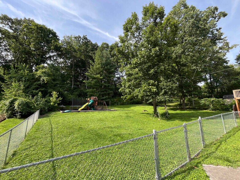 Building Photo - 2725 Shropshire Blvd