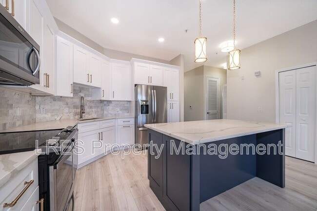 Building Photo - 1594 Common Way Rd