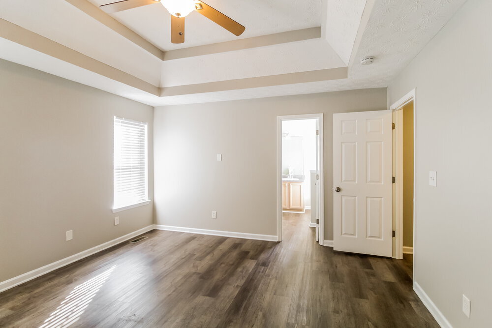 Building Photo - 2098 Sugar Creek Falls Ct