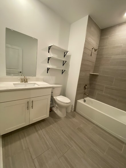 Building Photo - 3105 Aviator Ave