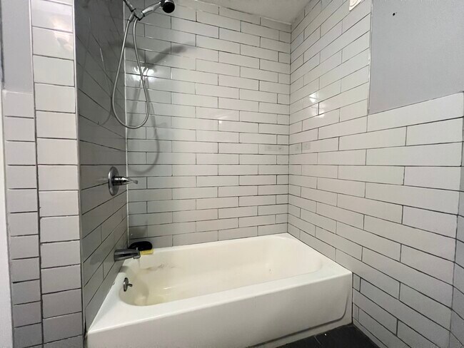 Building Photo - 113 Ocean Ave