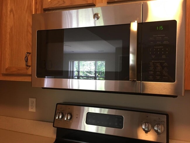 Building Photo - 20209 Chesapeake Cir