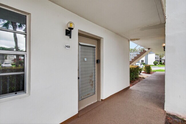 Building Photo - 406 Piedmont I
