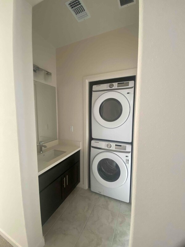 Building Photo - 3130 Paxton St