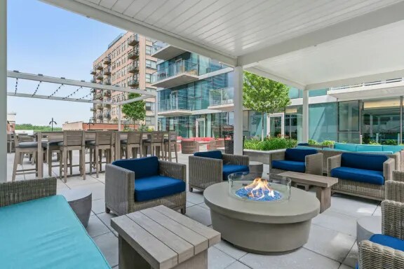 Building Photo - 1321 S Wabash Ave