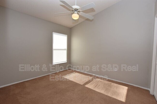 Building Photo - 5357 St Lucia Dr
