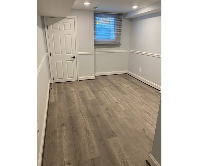 Building Photo - 1025 N Carey St