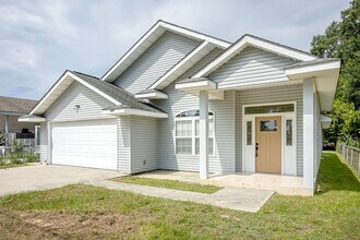 Building Photo - Completed Updated Home for Rent