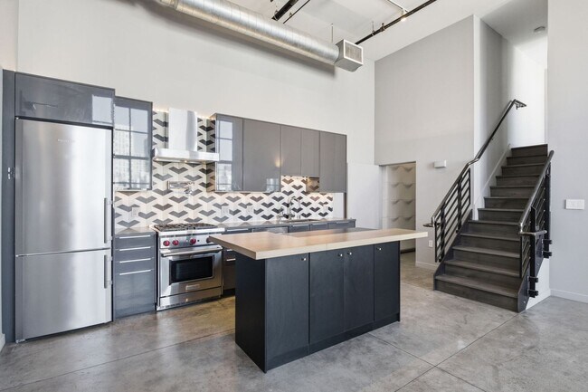 Building Photo - 60 Rausch St